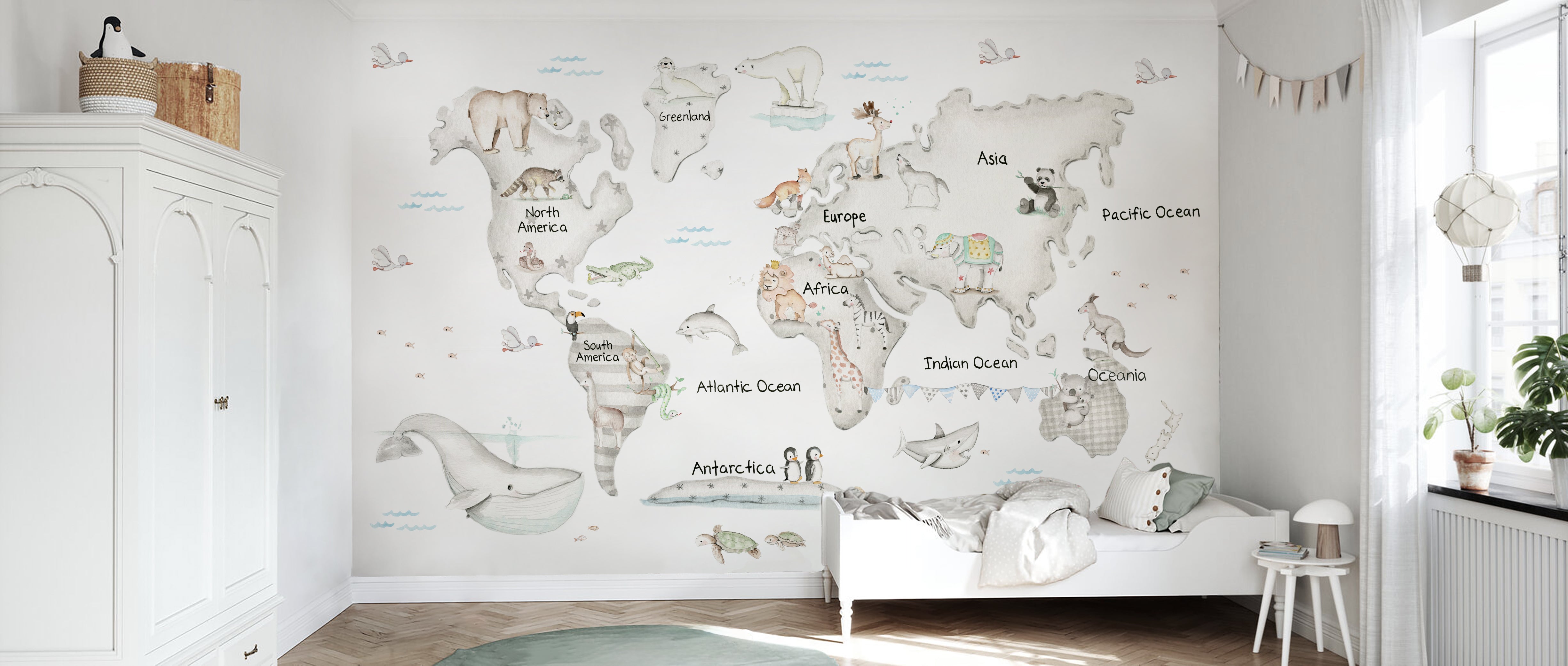 WORLD MAP ANIMALS GRAY Wallpaper mural